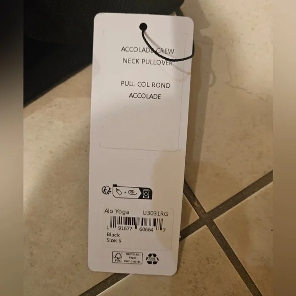 ALO Yoga accolade crew neck pullover - Picture 6 of 6